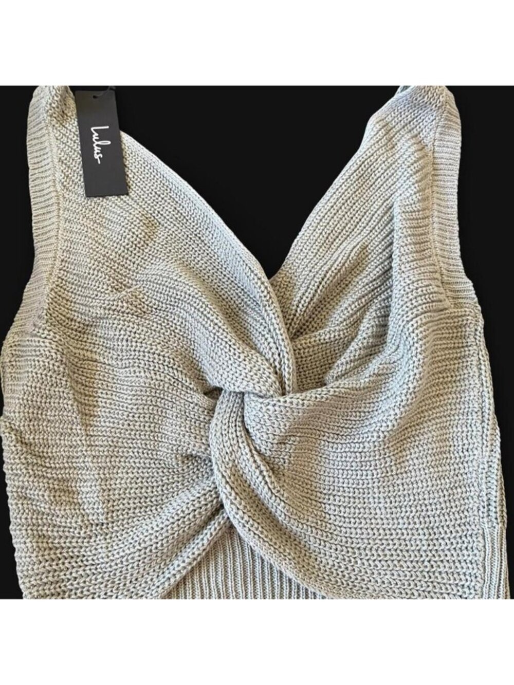 Lulus cream knitted crop top with tie front detail. Size: XS #croptop #summer